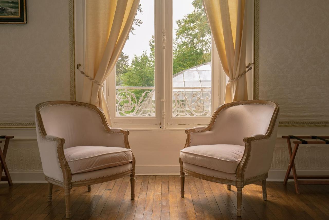 Chateau Des Orchidees En Val De Loire Сомюр Екстериор снимка